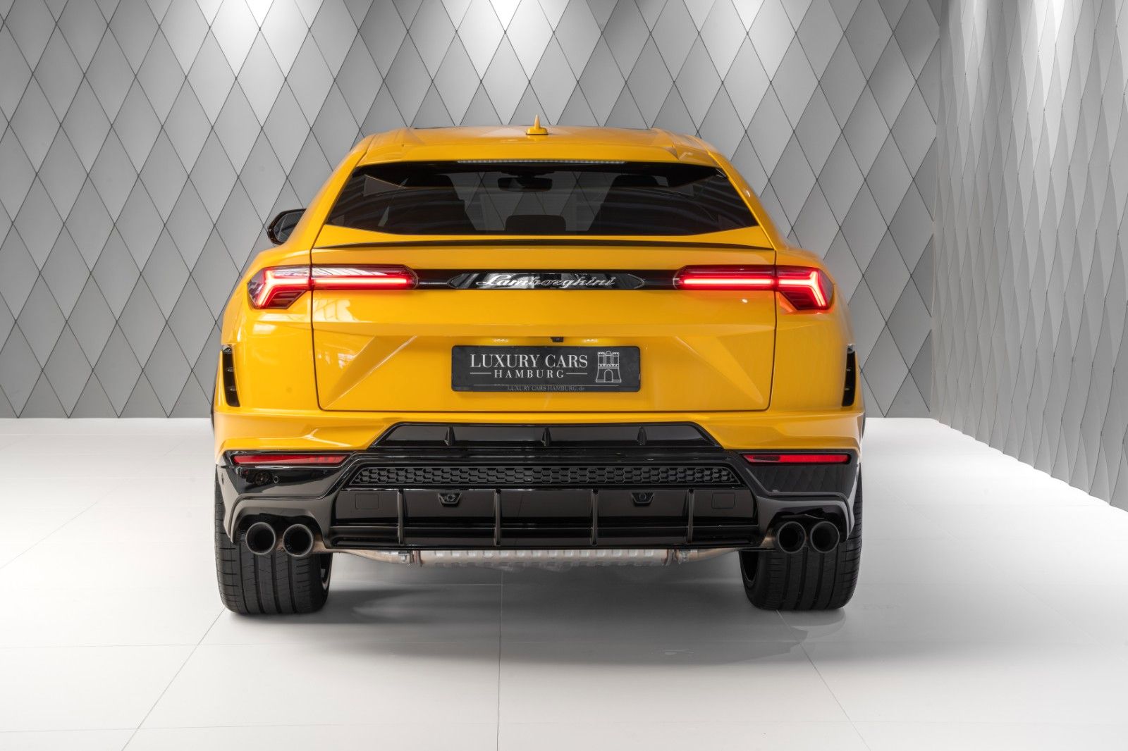 Lamborghini Urus S 2023 YELLOW/BLACK-YELLOW MASSAGE B&O PANO