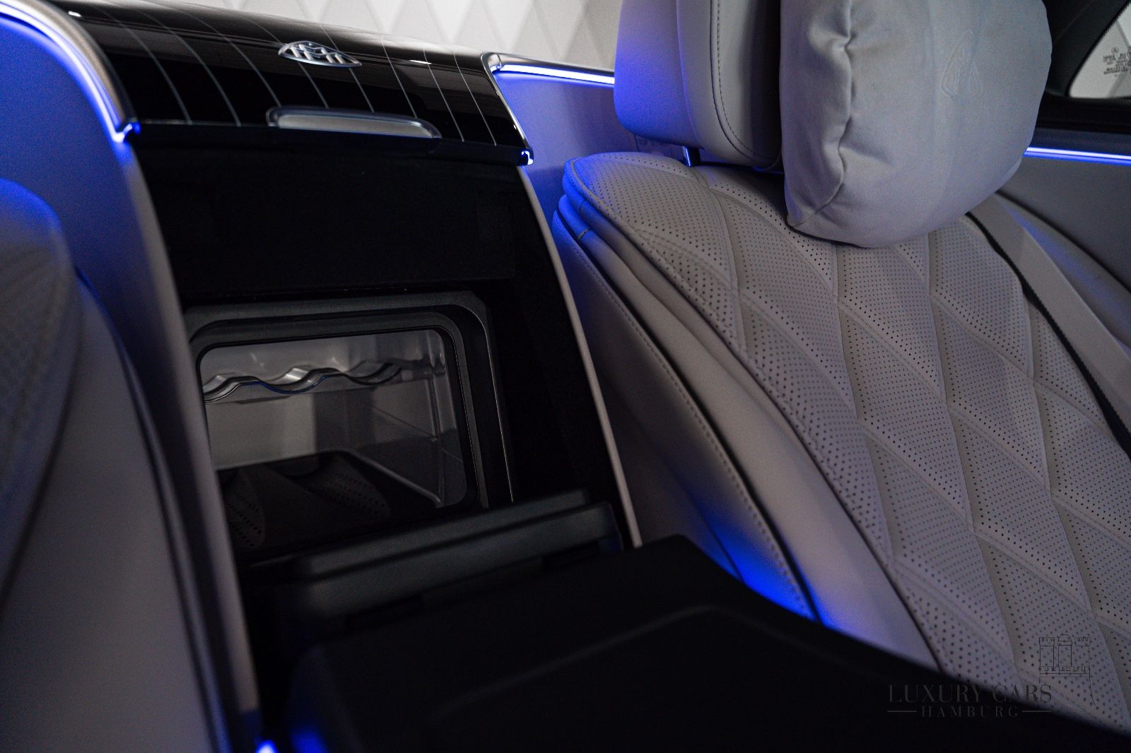 Mercedes-Benz S 580 Maybach 4M 2025 BLACK/BEIGE 4D VIP 19″