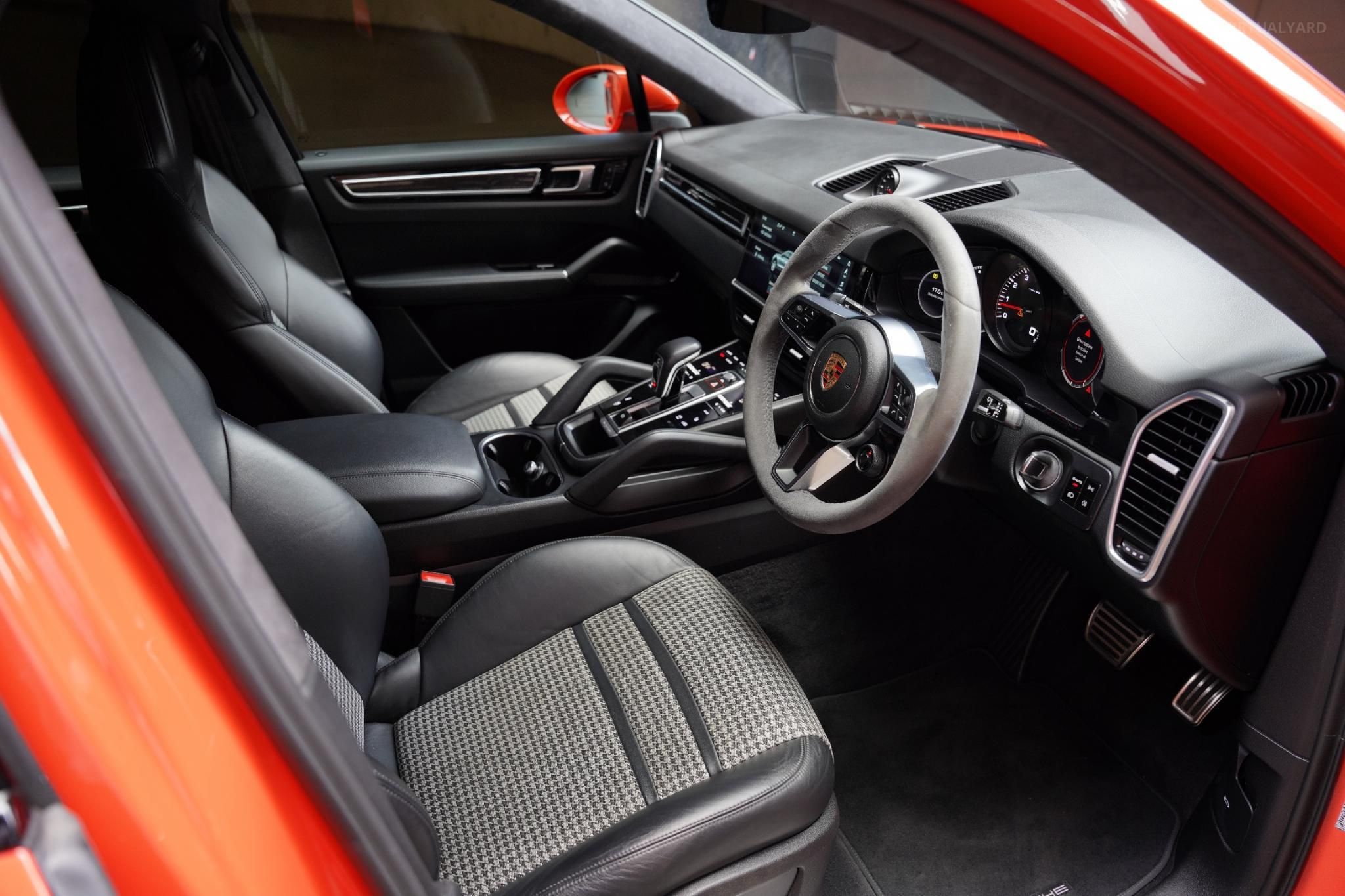 Porsche Cayenne 9YB S Coupe