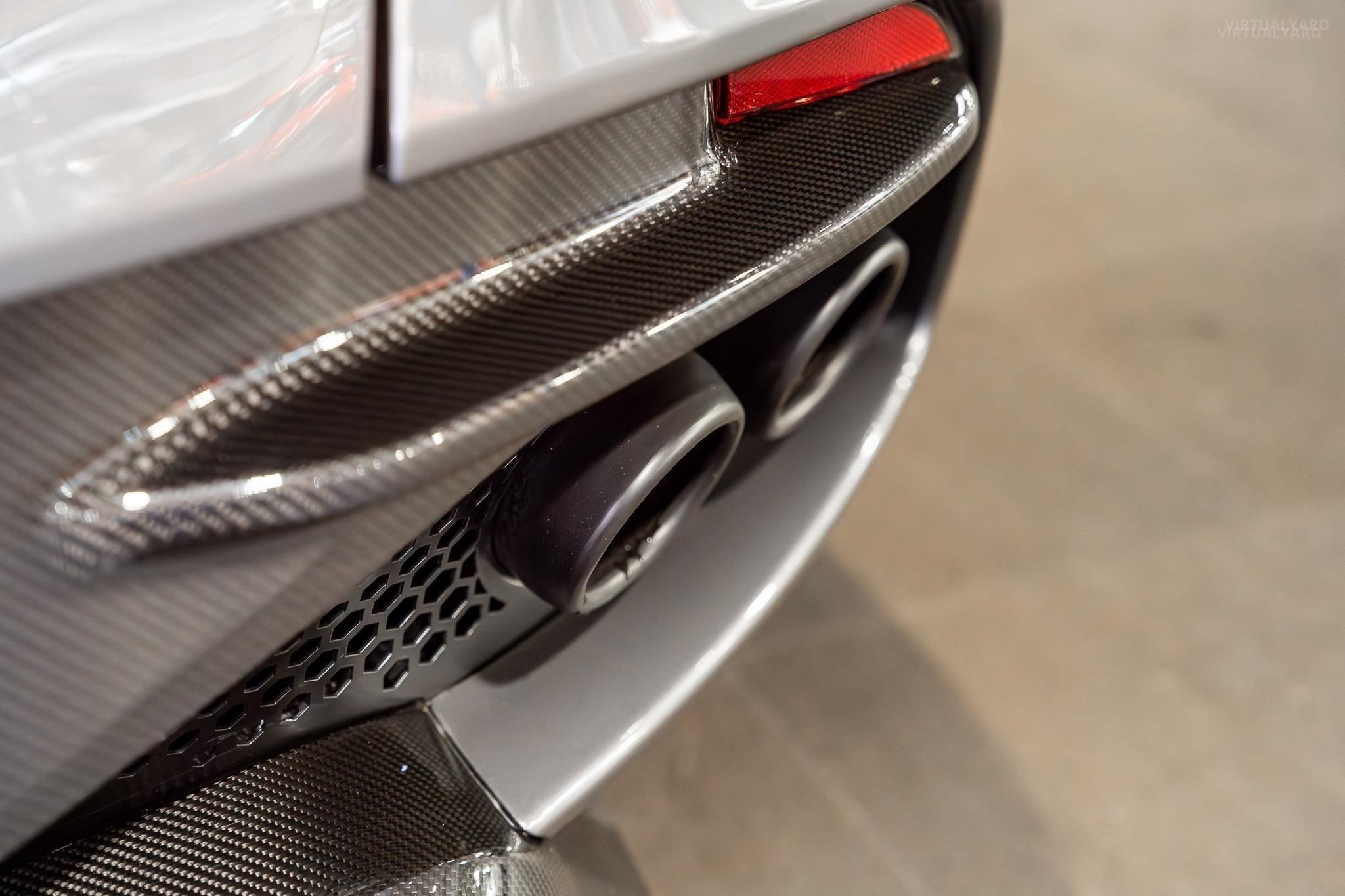 Aston Martin DBS Superleggera Coupe