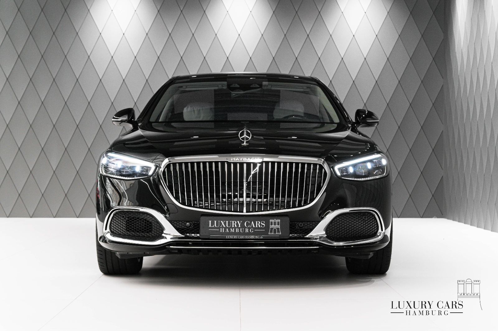 Mercedes-Benz S 580 Maybach 4M 2025 BLACK/BEIGE 4D VIP 19″