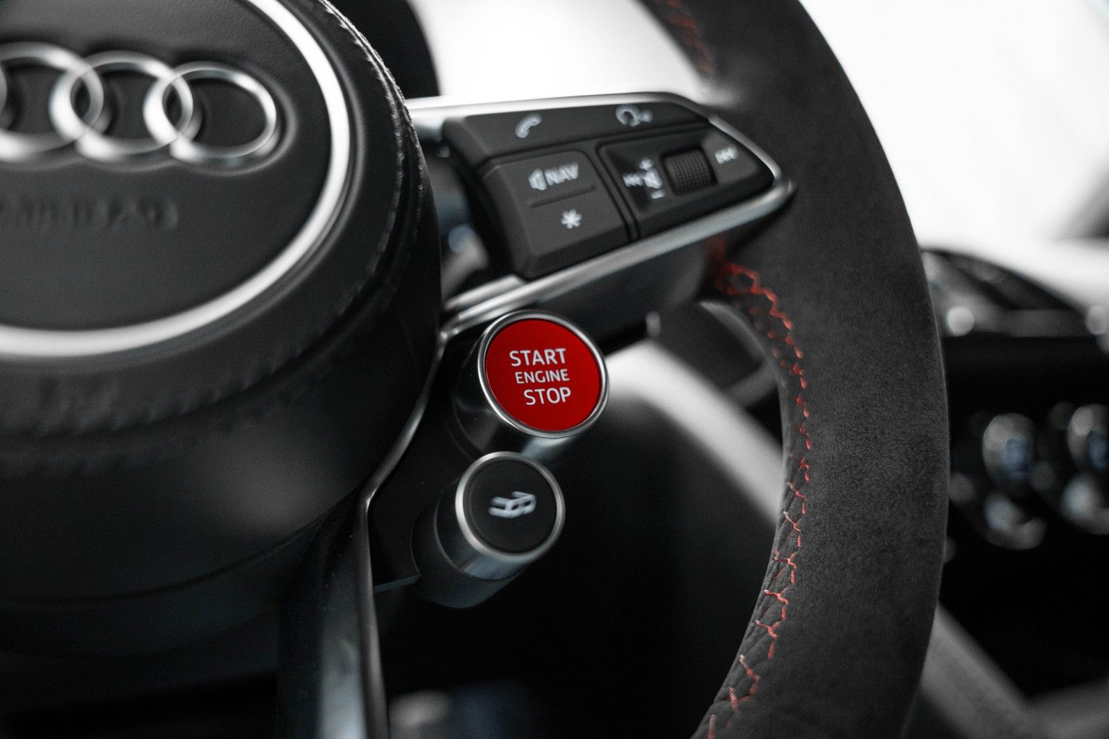 Audi R8 GT S-TRONIC GREY/BLACK CARBON BANG&OLUFSEN
