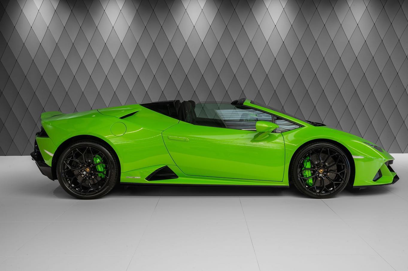 Lamborghini Huracan EVO Spyder