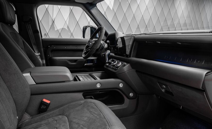 Range Rover Defender 2023