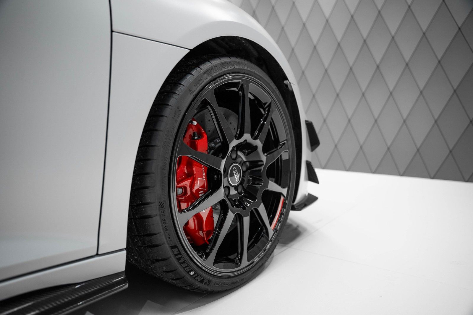 Audi R8 GT S-TRONIC GREY/BLACK CARBON BANG&OLUFSEN