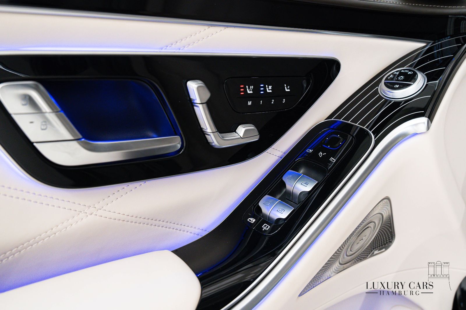 Mercedes-Benz S 580 Maybach 4M 2025 BLACK/BEIGE 4D VIP 19″