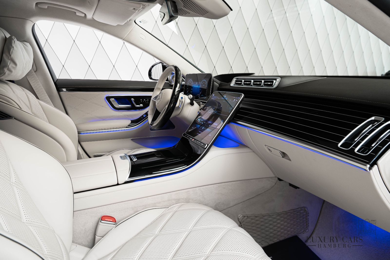 Mercedes-Benz S 580 Maybach 4M 2025 BLACK/BEIGE 4D VIP 19″