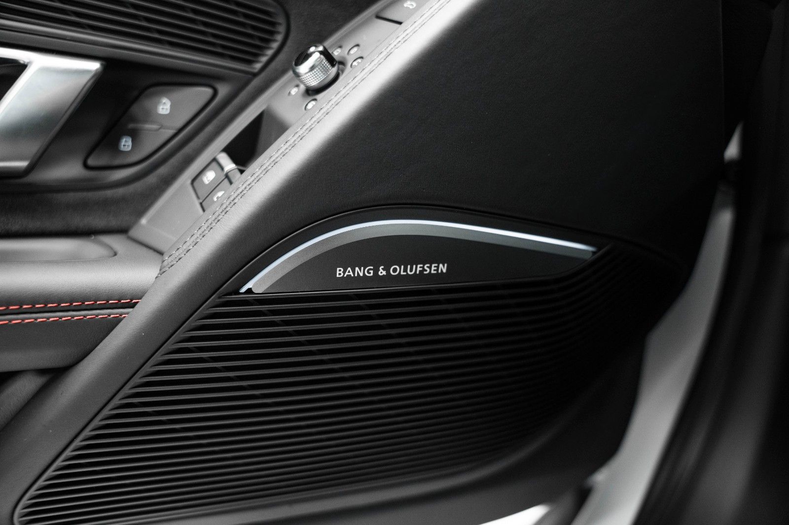 Audi R8 GT S-TRONIC GREY/BLACK CARBON BANG&OLUFSEN