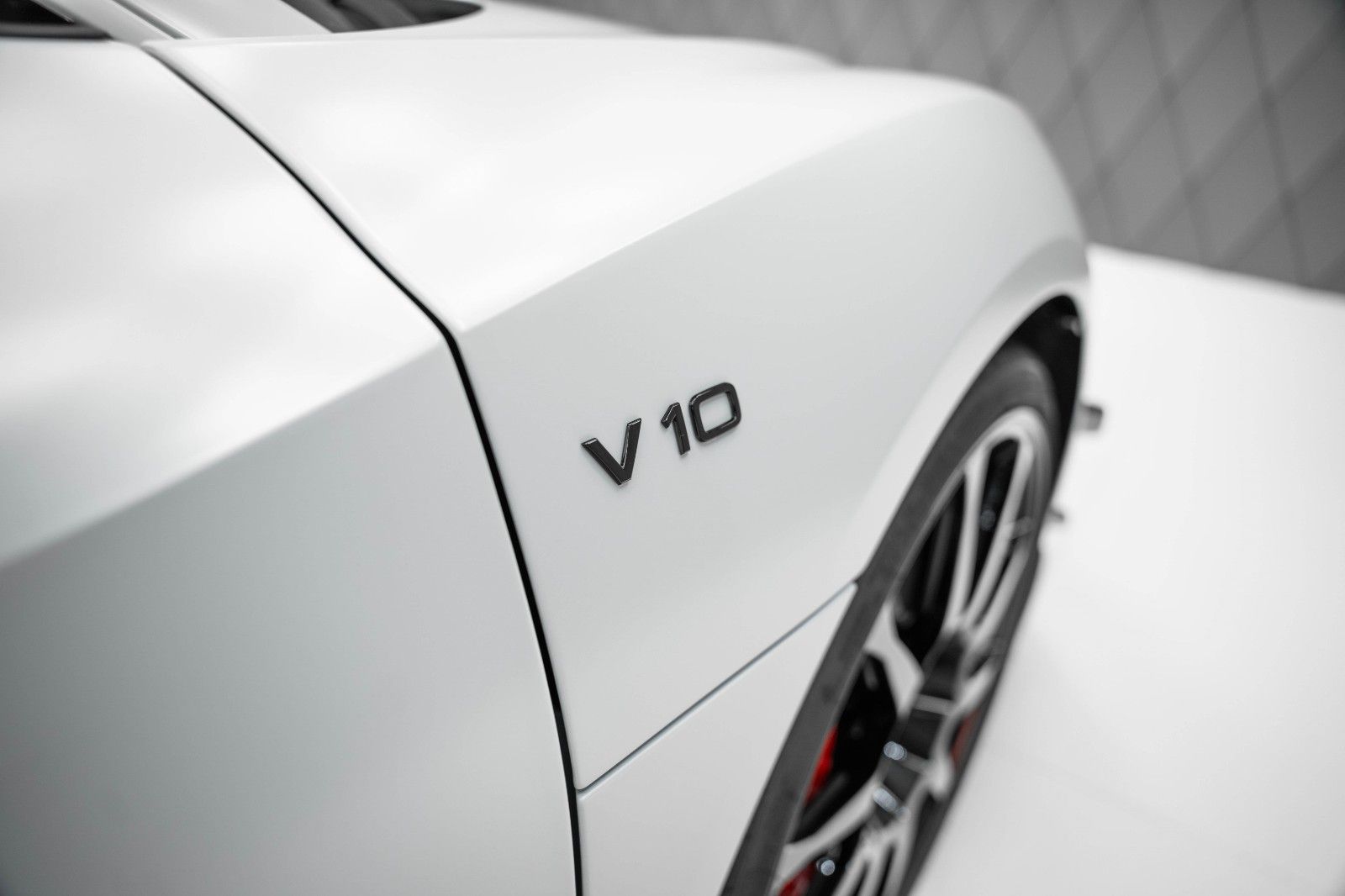 Audi R8 GT S-TRONIC GREY/BLACK CARBON BANG&OLUFSEN
