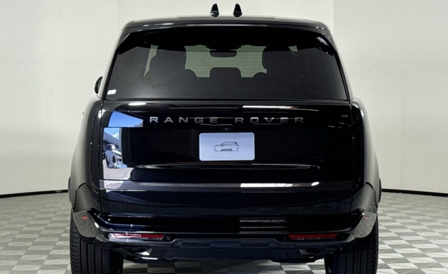 2025 Land Rover Range Rover SE