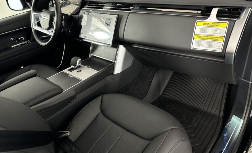 2025 Land Rover Range Rover SE