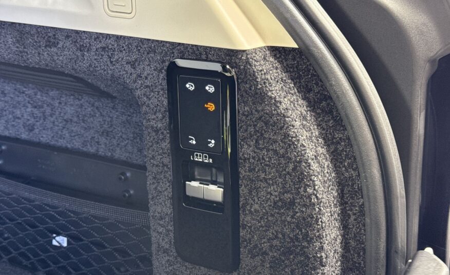 2025 Land Rover Range Rover Autobiography