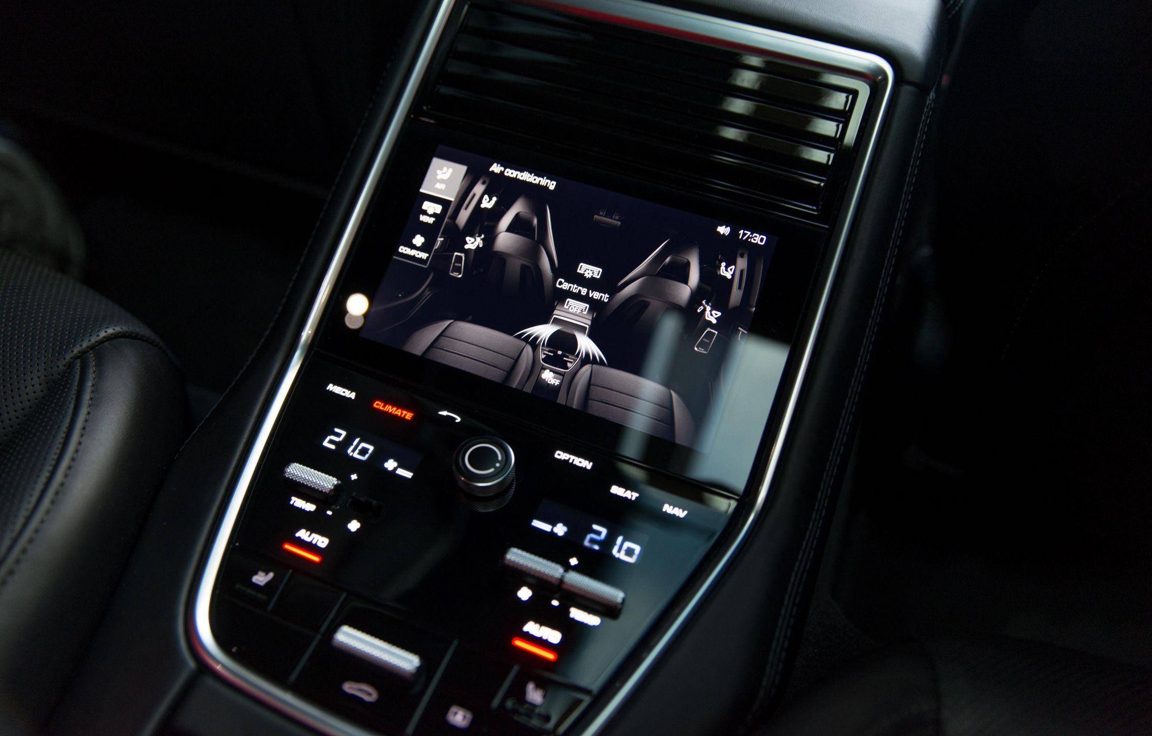 2018 Porsche Panamera 971 Turbo Sedan
