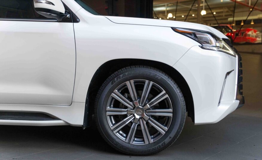 Lexus LX570 2017