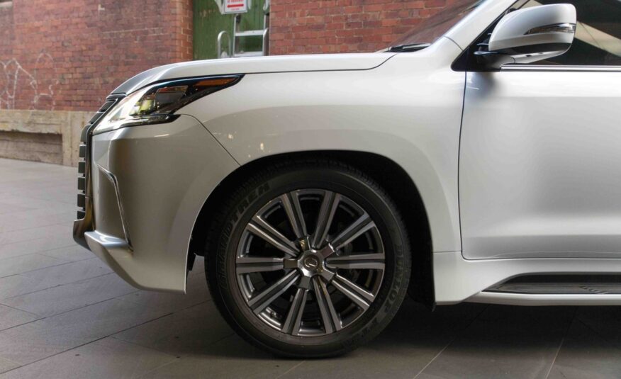 Lexus LX570 2017