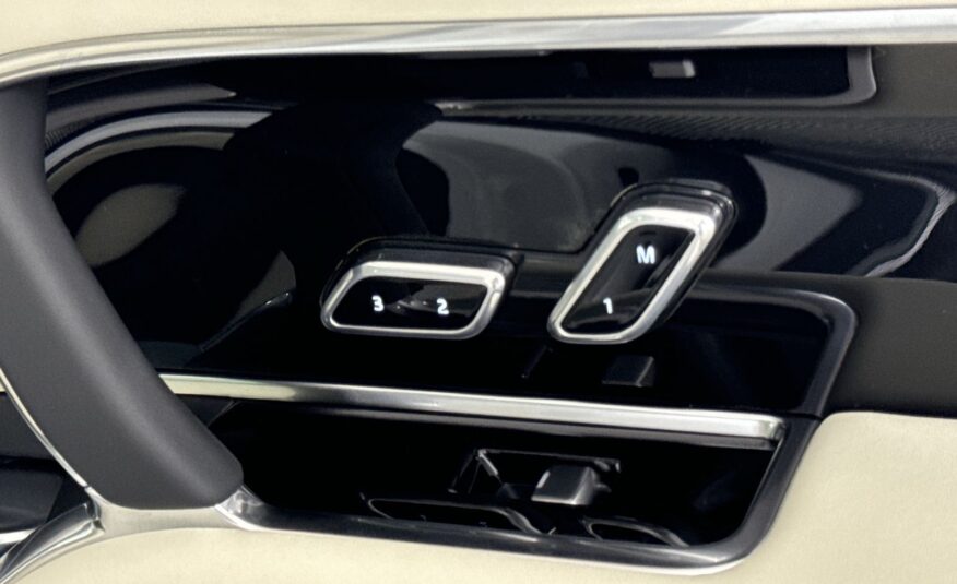 2025 Land Rover Range Rover Autobiography