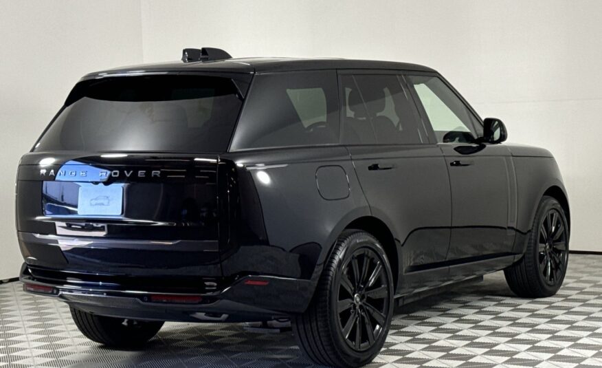 2025 Land Rover Range Rover SE