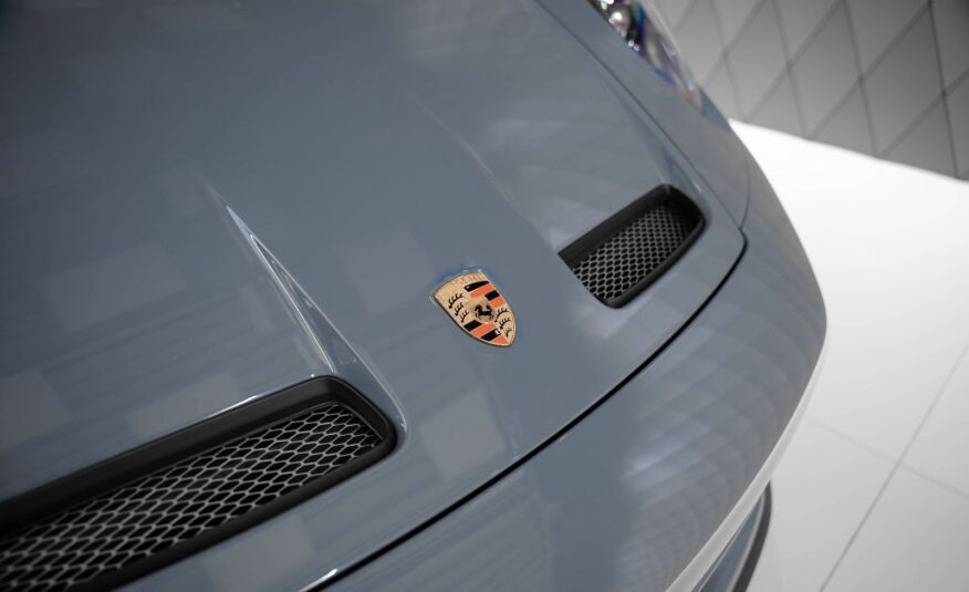 Porsche 992 S/T Sports Car/Coupe