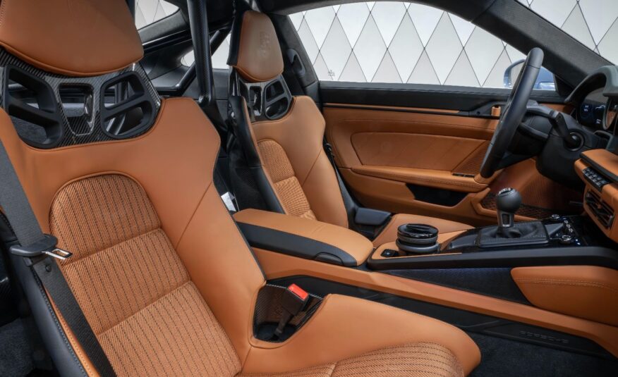 Porsche 992 S/T Sports Car/Coupe