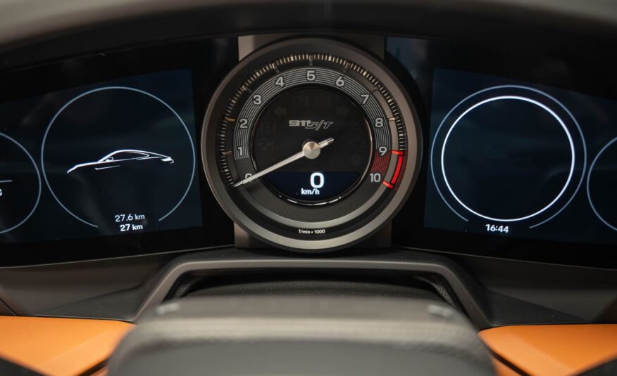 Porsche 992 S/T Sports Car/Coupe