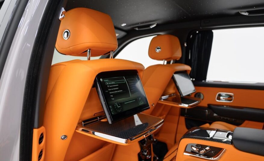 2023 Rolls-Royce Cullinan Black Badge Mansory