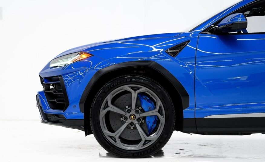 2021 Lamborghini Urus AWD