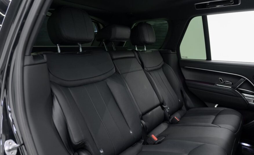 2023 Land Rover Range Rover SE