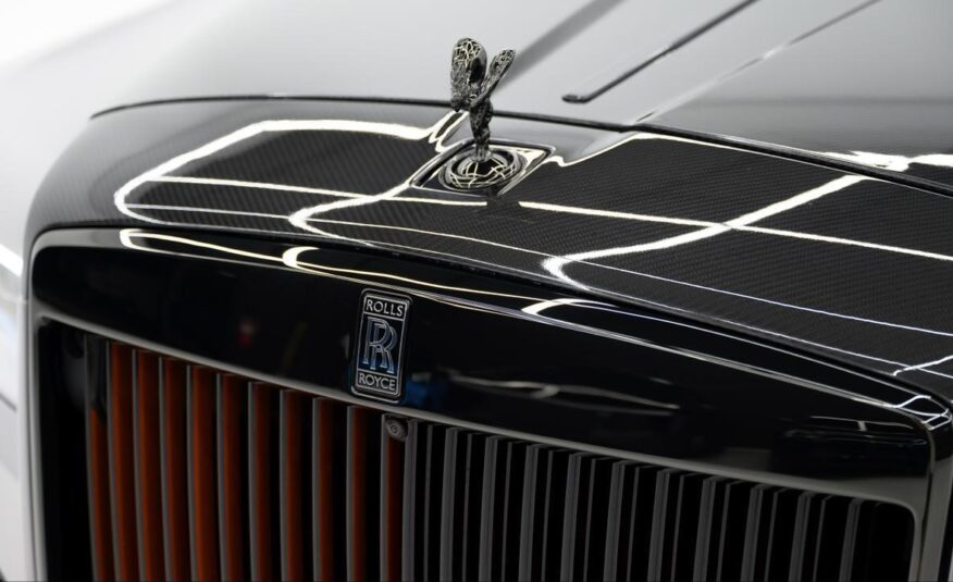 2023 Rolls-Royce Cullinan Black Badge Mansory