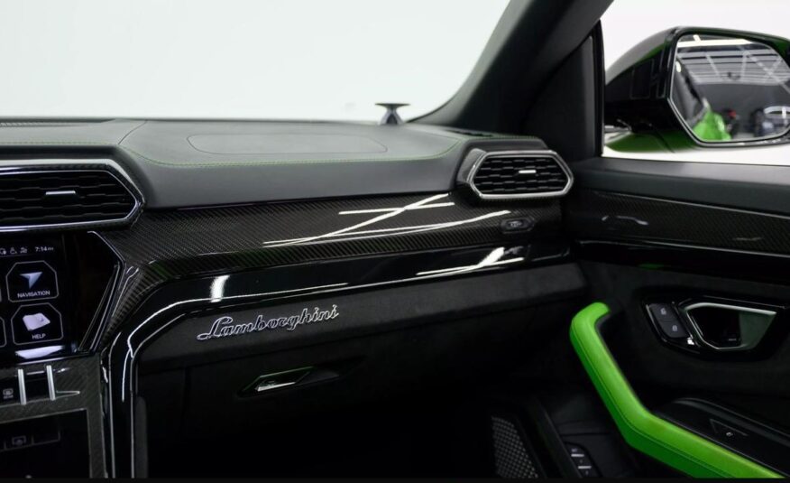2021 Lamborghini Urus AWD
