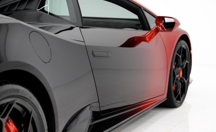 2023 Lamborghini Huracan Tecnica