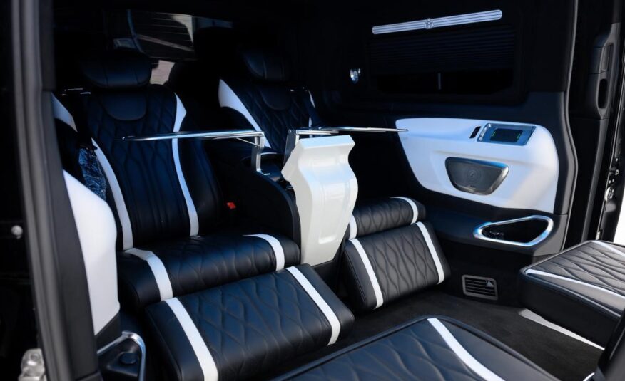 2023 Mercedes-Benz Metris Passenger Van