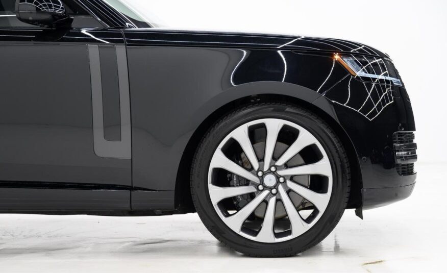 2023 Land Rover Range Rover SE