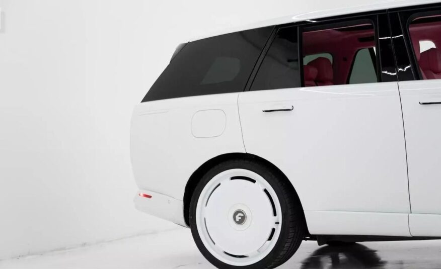 2024 Land Rover Range Rover SE