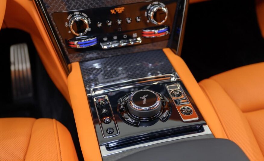 2023 Rolls-Royce Cullinan Black Badge Mansory