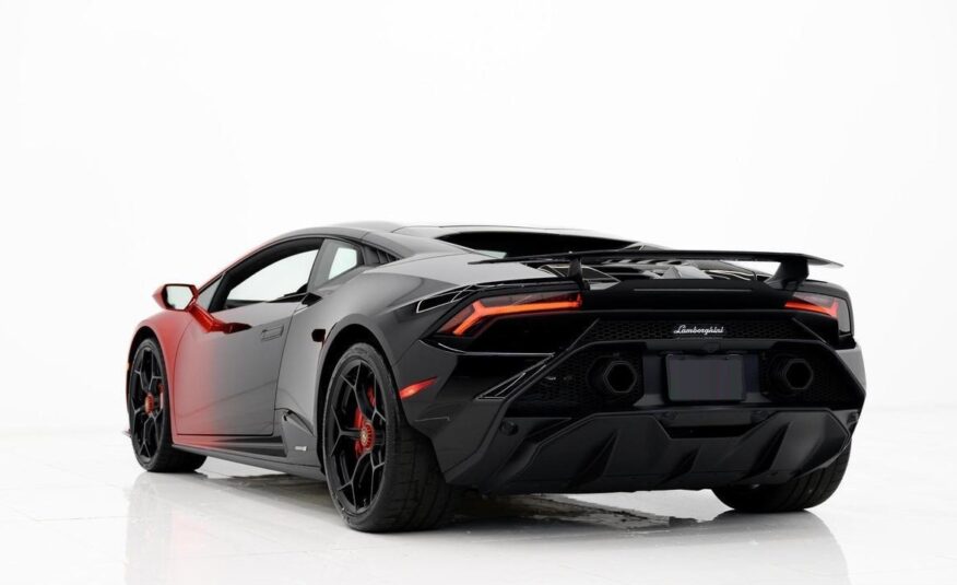 2023 Lamborghini Huracan Tecnica
