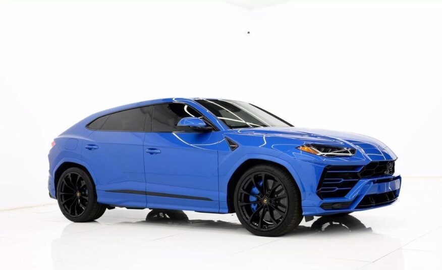 2022 Lamborghini Urus Graphite Capsule