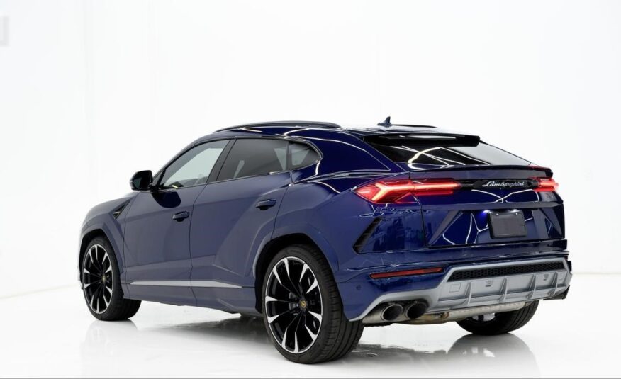 2021 Lamborghini Urus Base