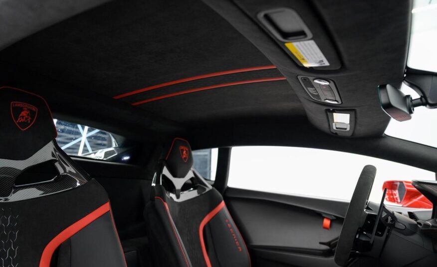 2023 Lamborghini Huracan Tecnica