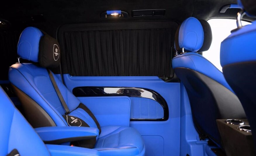 2023 Mercedes-Benz Metris Passenger Van