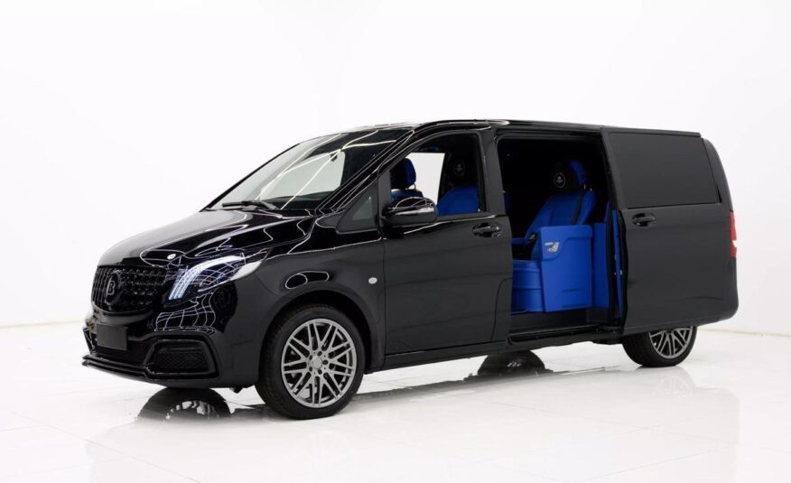 2023 Mercedes-Benz Metris Passenger Van