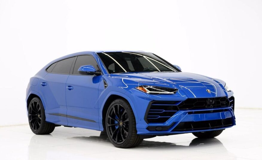 2022 Lamborghini Urus Graphite Capsule