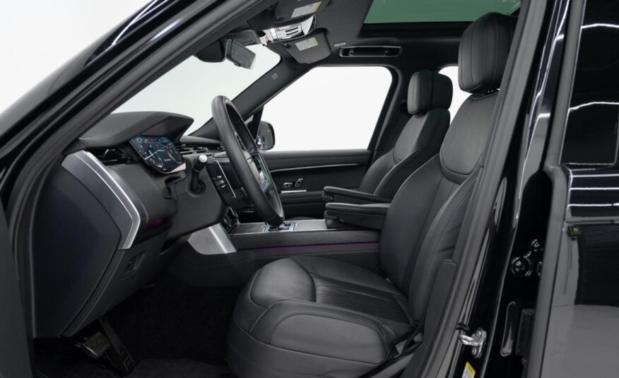 2023 Land Rover Range Rover SE