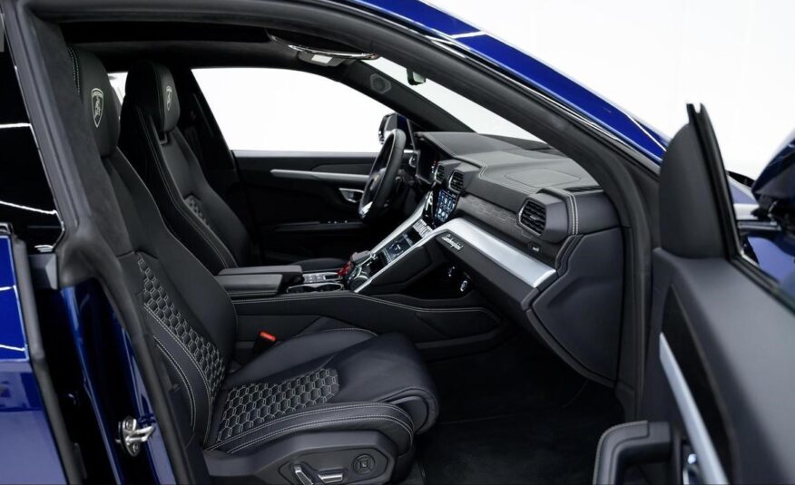 2021 Lamborghini Urus Base