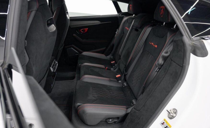 2023 Lamborghini Urus Performante
