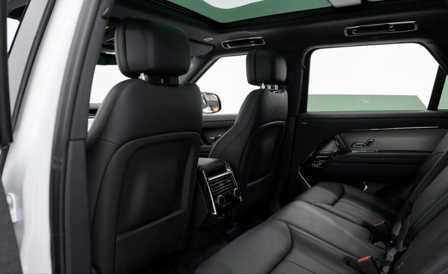 2025 Land Rover Range Rover Sport SE URBAN