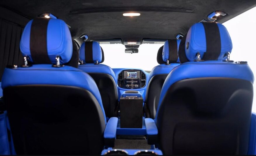 2023 Mercedes-Benz Metris Passenger Van