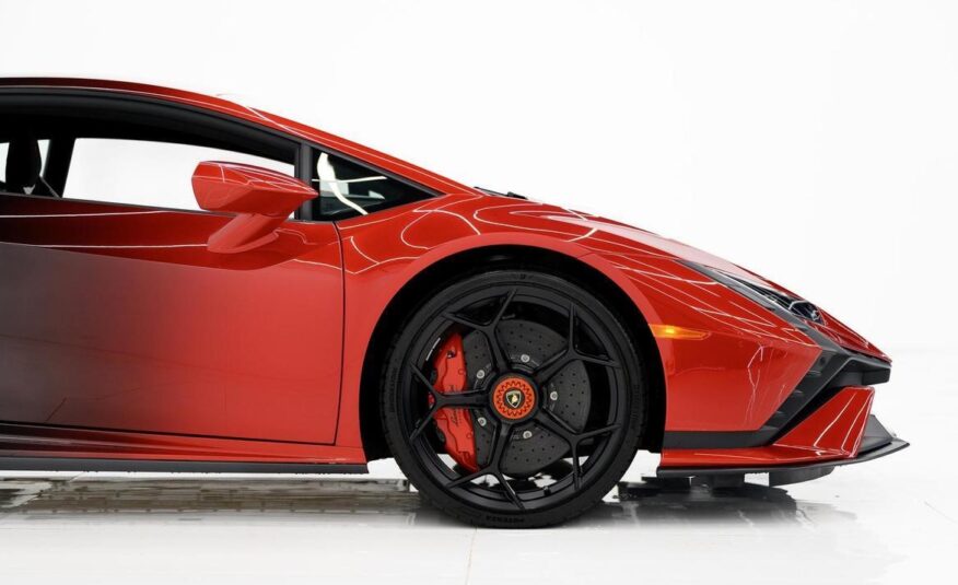2023 Lamborghini Huracan Tecnica