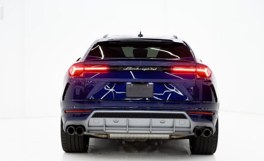 2021 Lamborghini Urus Base