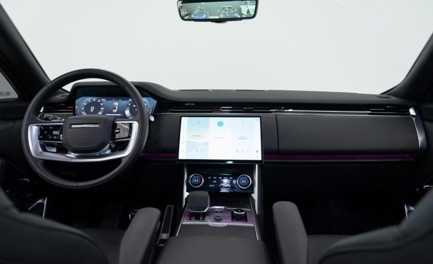 2023 Land Rover Range Rover SE