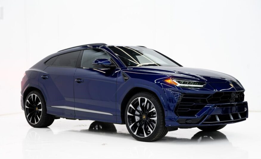 2021 Lamborghini Urus Base